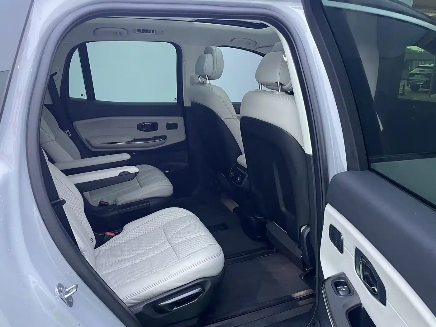 NIO ES8 2022 2020 580KM 6-Seater