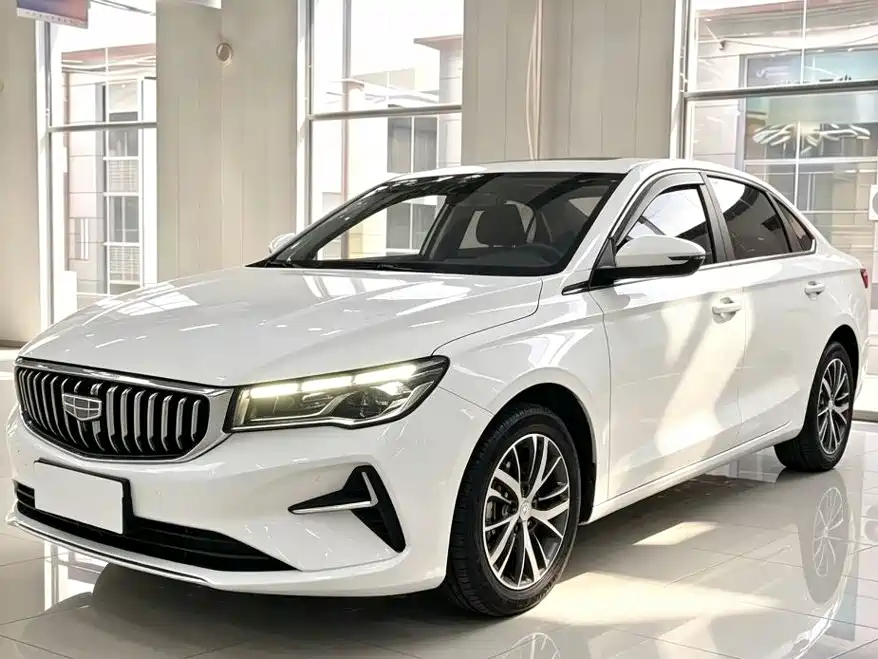Фото 1 - Geely Emgrand