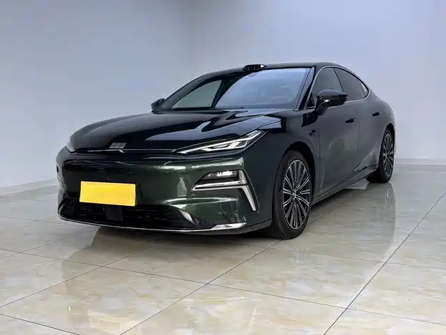 Geely Galaxy Galaxy Xingyao 8 2025 130km EM-P Starship Edition