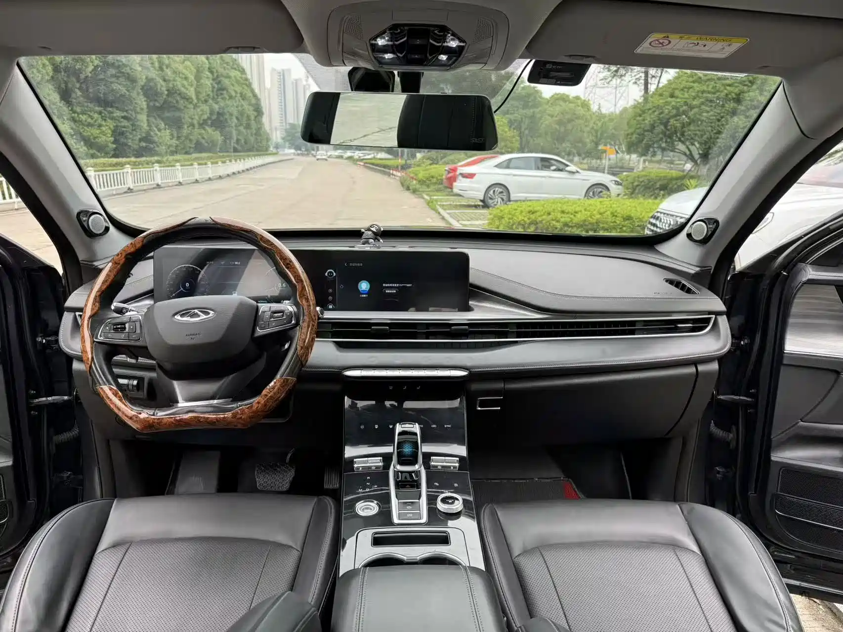 Photo 8 - Chery Tiggo 8 PLUS