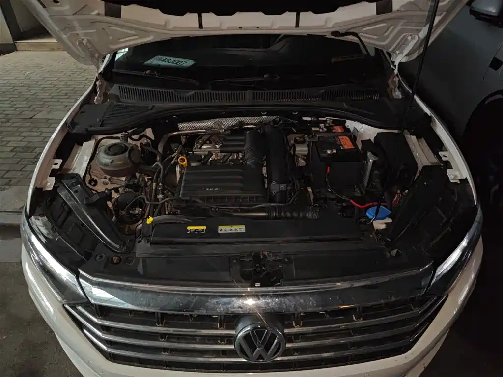 Volkswagen Sagitar 2022 280TSI DSG Surpassing Edition фото 16
