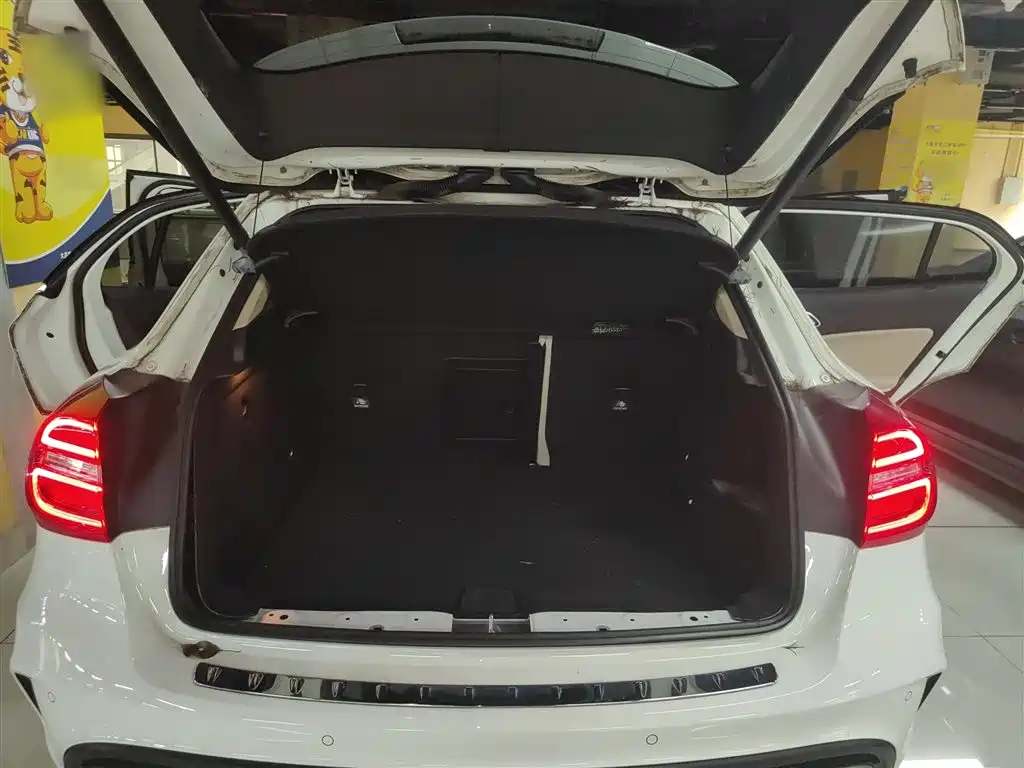 Mercedes-Benz GLA 2015 GLA 220 4MATIC Luxury фото 19