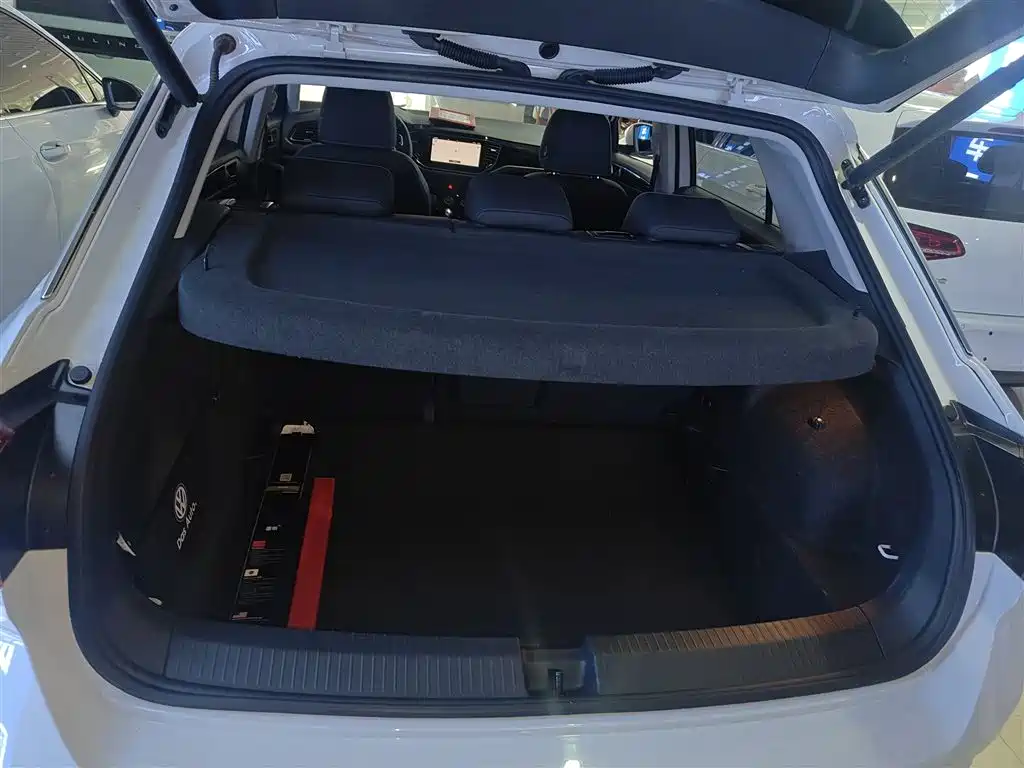 Volkswagen T-ROC 2022 280TSI DSG 2WD Comfort PLUS фото 19