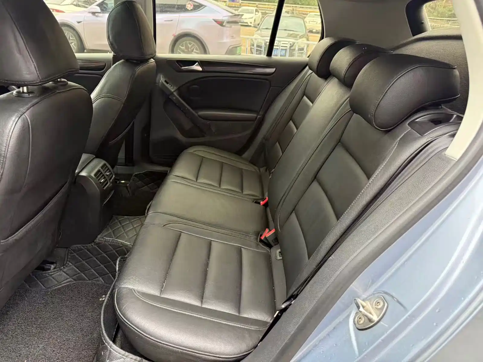 Фото 9 - Volkswagen Golf
