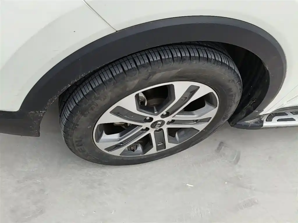 Kia Sportage 2019 2.0L Automatic Smart Luxury Edition фото 23