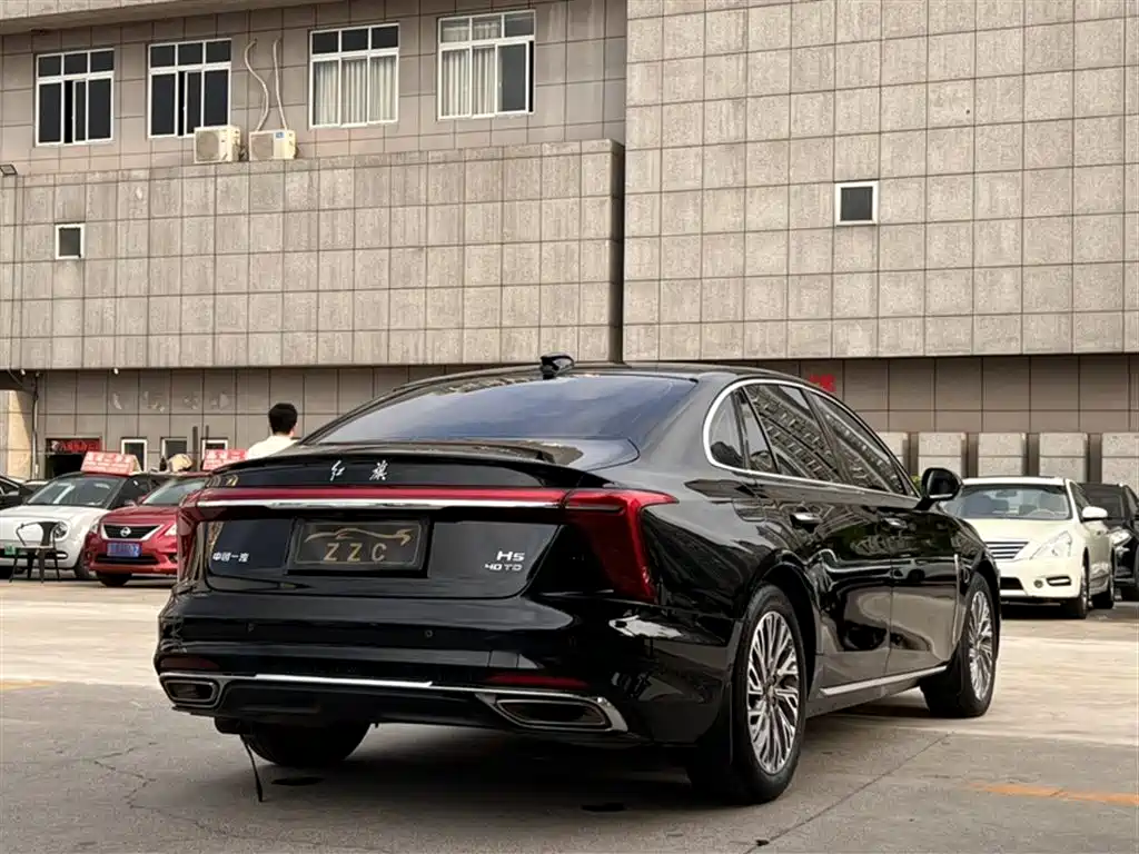 Hongqi H5 2023 2.0T Auto Smart Connect Flag Comfort фото 6