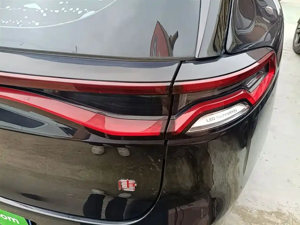 BYD Tang 2018 2.0T Automatic Smart Connection Honor Edition 7-Seater China V фото 8