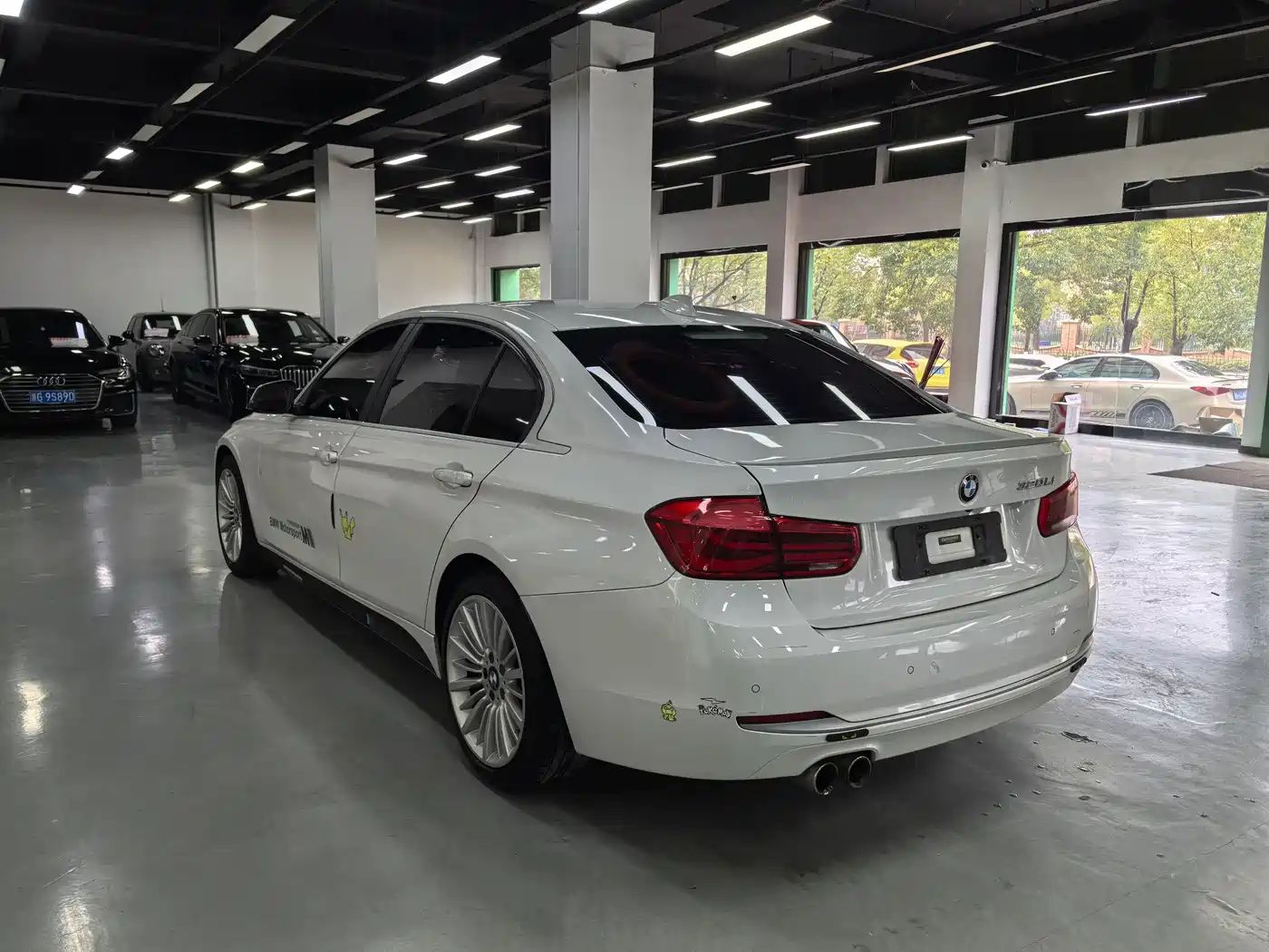 BMW 3 Series 2018 320Li Fashion Style фото 7