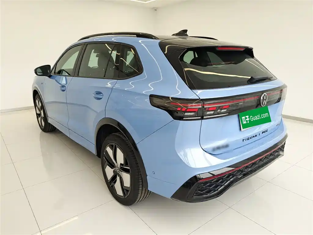 Volkswagen Tiguan L 2024 PRO 380TSI 4WD R-Line Premium Edition фото 5