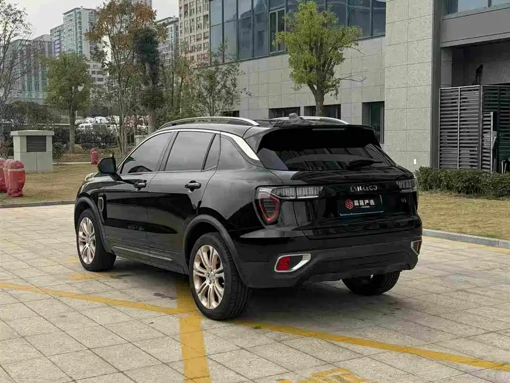Lynk & Co 01 2017 2.0T 2WD Pro Version фото 22