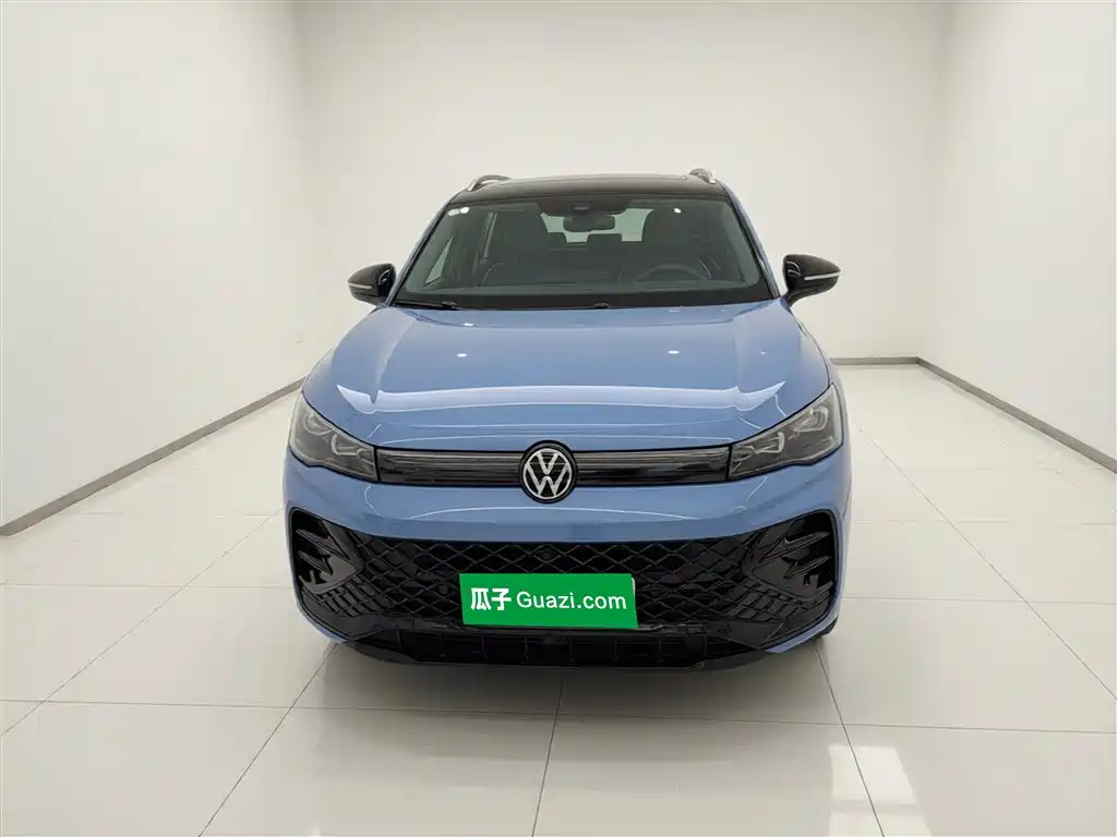 Volkswagen Tiguan L 2024 PRO 380TSI 4WD R-Line Premium Edition фото 3