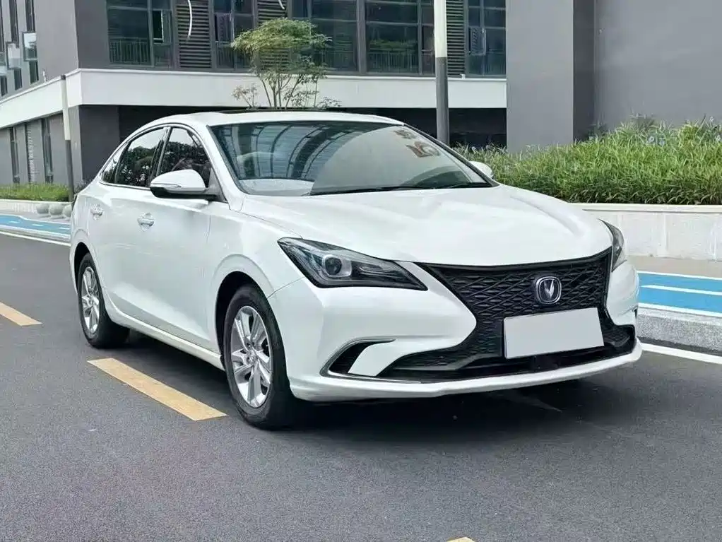 صورة 3 - Changan Eado