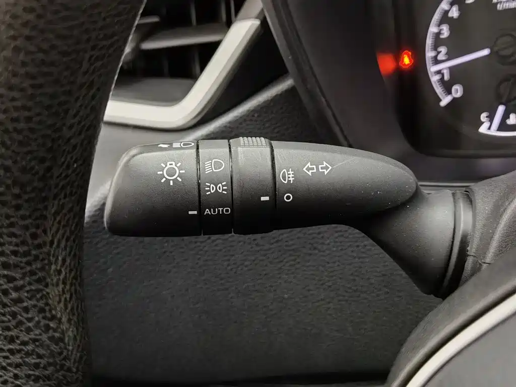 Toyota Levin 2022 TNGA 1.5L CVT Leading Edition фото 21