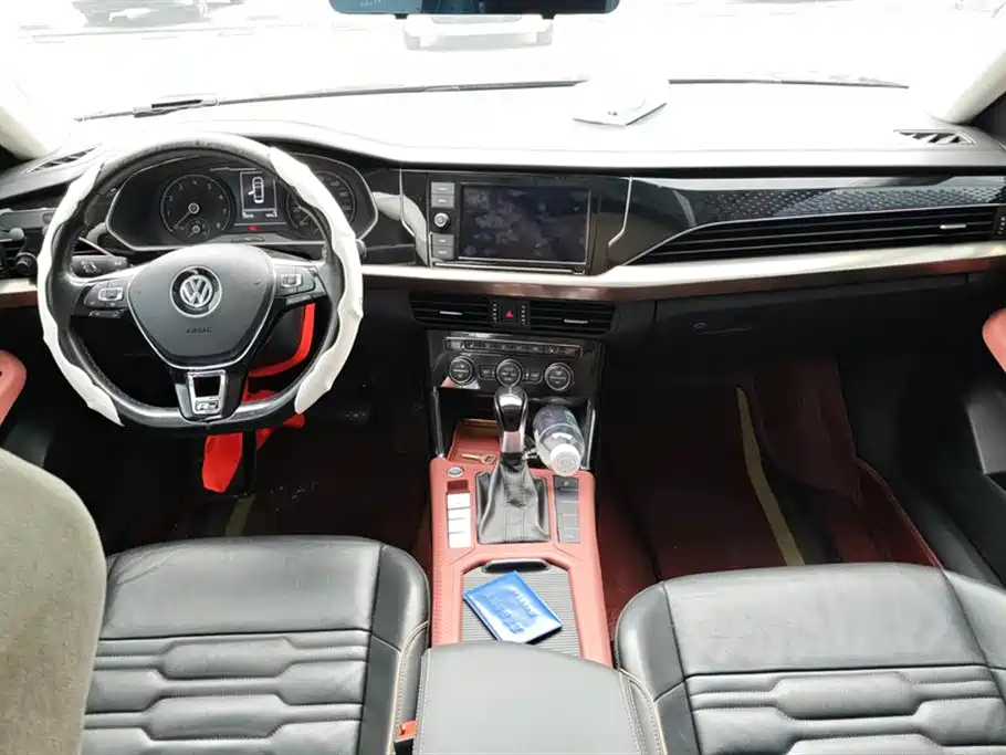 Volkswagen Passat 2019 330TSI Elite (China V) фото 12
