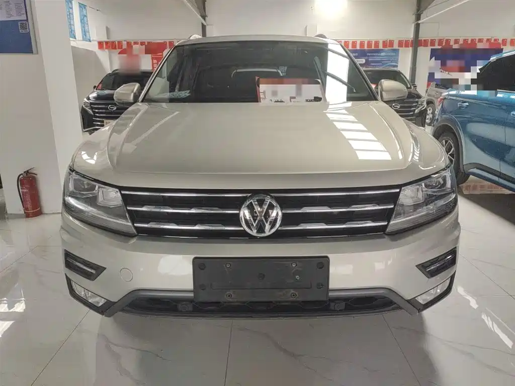 Volkswagen Tiguan L 2019 Facelift 330TSI Auto 2WD Smart Luxury China VI фото 3
