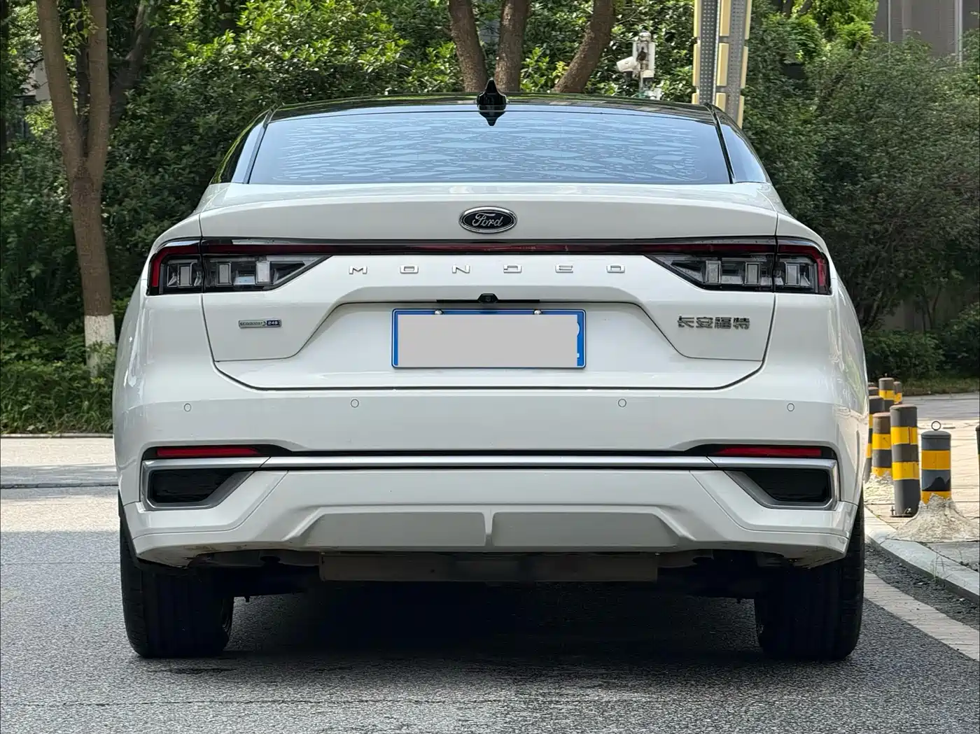 FORD MONDEO