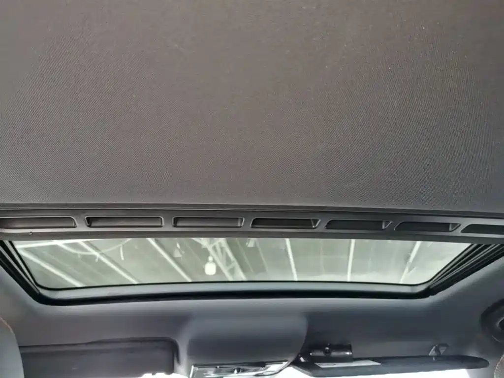 Volkswagen Jetta 2015 1.4TSI Auto Sport фото 18