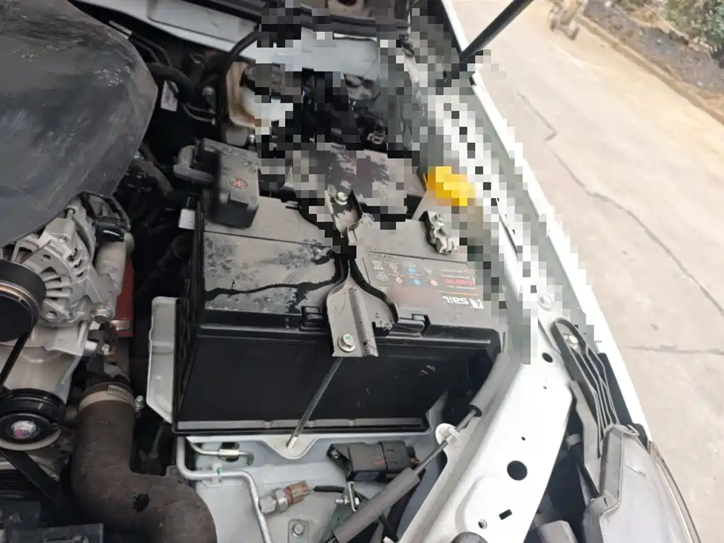 Isuzu Lingtuo 2024 2023 2.5T Automatic 2WD Diesel Standard Wheelbase Lingdong Edition