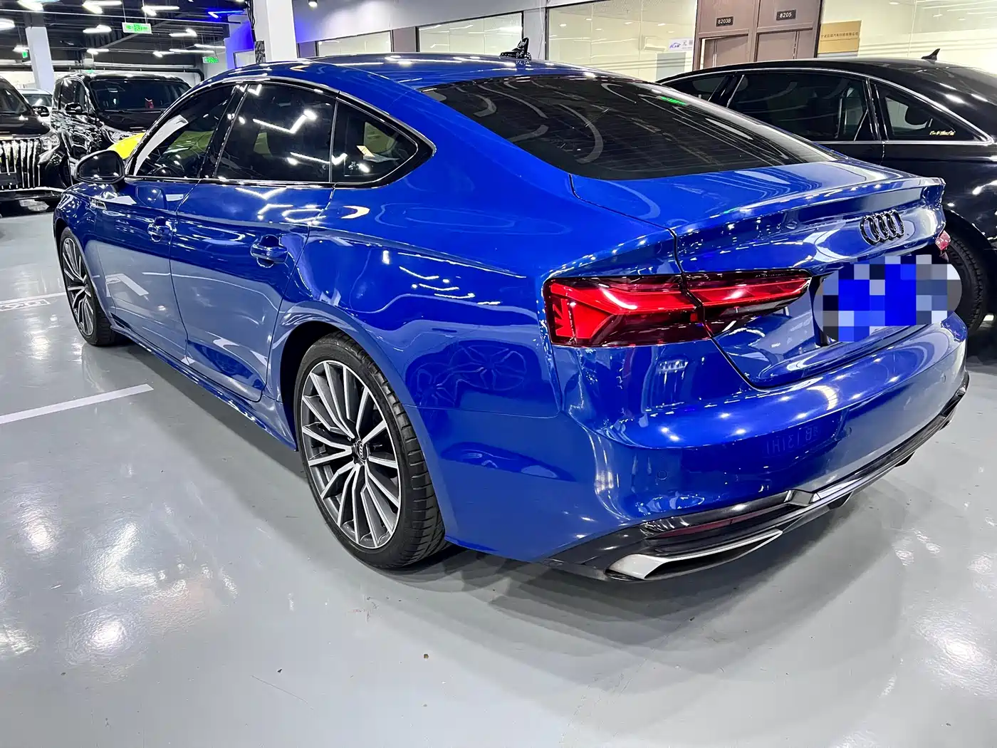 Audi A5 (Import) 2023 Sportback 40 TFSI quattro Luxury Dynamic фото 5