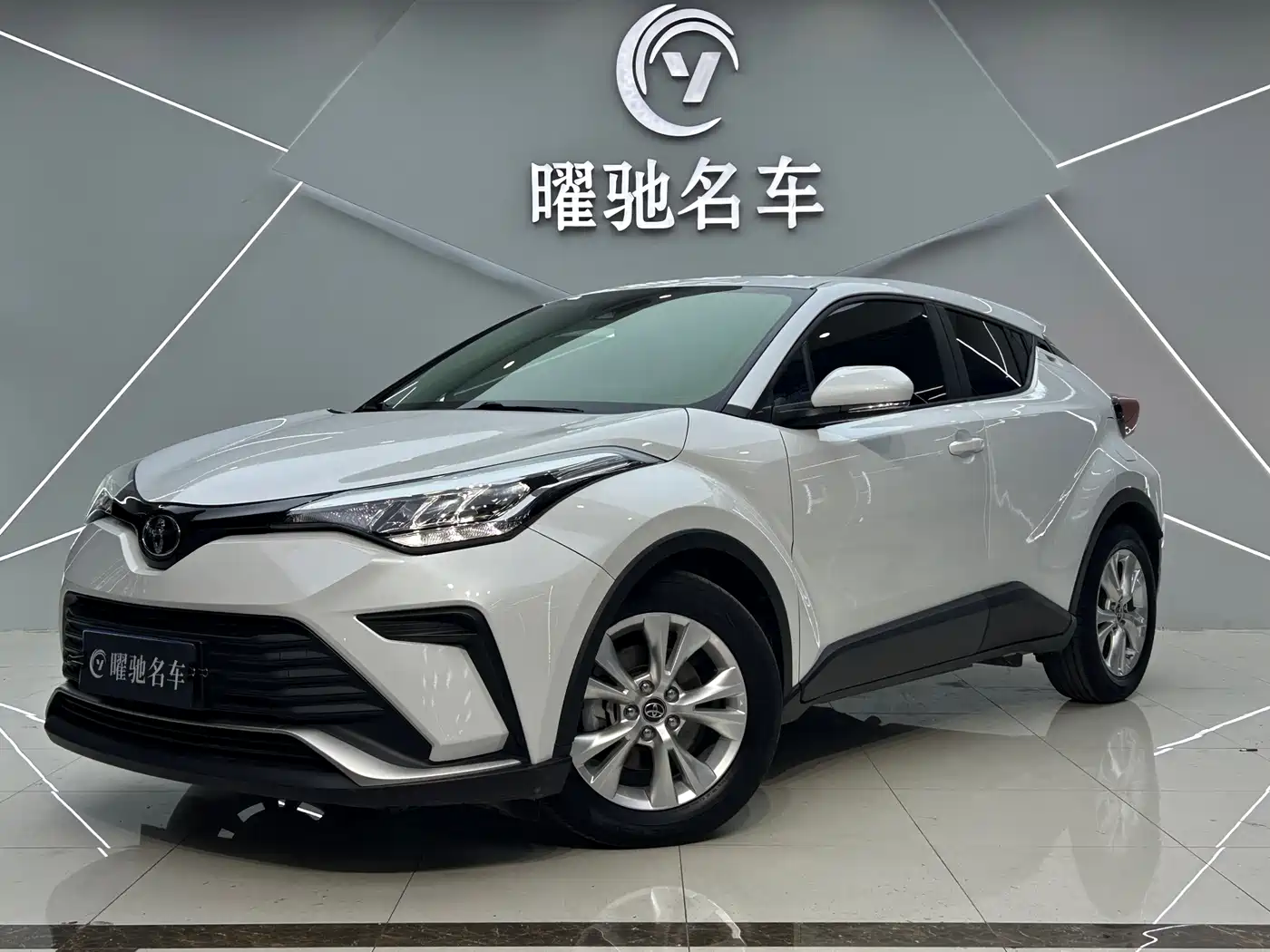 Toyota IZOA 2021 Hybrid 2.0L Yixiang Edition