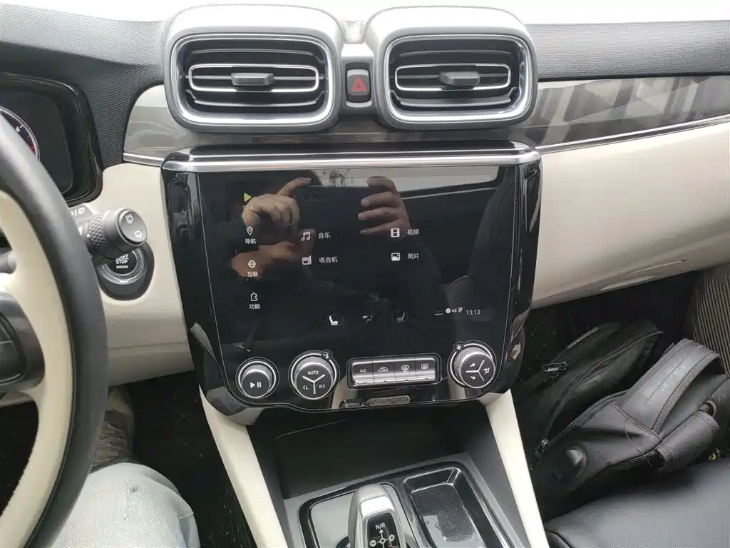 Lynk & Co 02 2019 High Energy Edition 2.0T Automatic 2WD Shine China VI фото 6