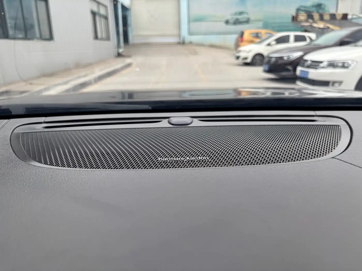 Volvo S90 2021 Model B5 Inscription Luxury Edition фото 16