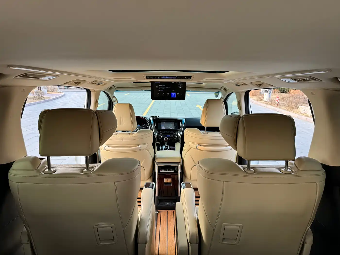 Toyota Alphard 2015 3.5L Luxury Edition фото 12