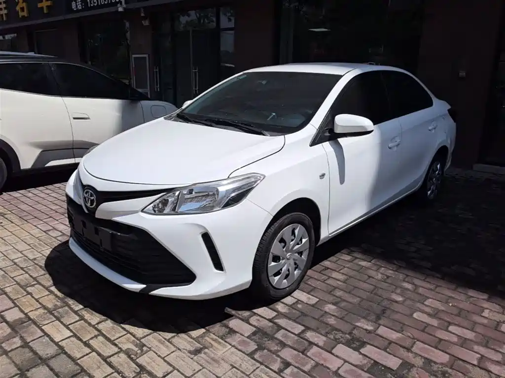 Toyota Vios 2017 1.5L CVT Pioneer фото 2