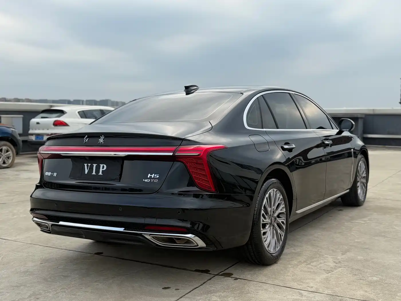 Hongqi H5 2023 2.0T Auto Smart Connect Flag Comfort фото 14