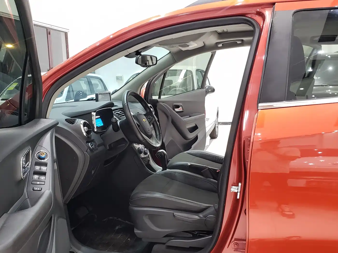 Chevrolet Trax 2014 1.4T Automatic 2WD Luxury фото 4