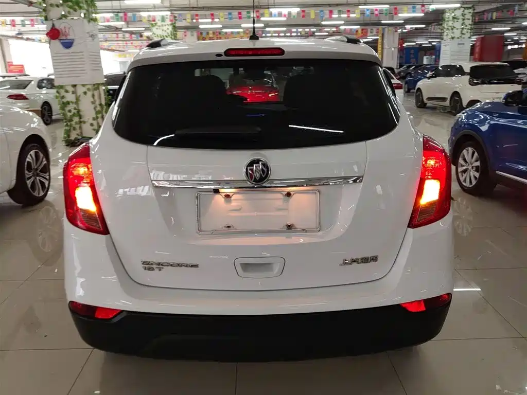 Buick Encore 2017 18T Automatic 2WD Urban Leading фото 4