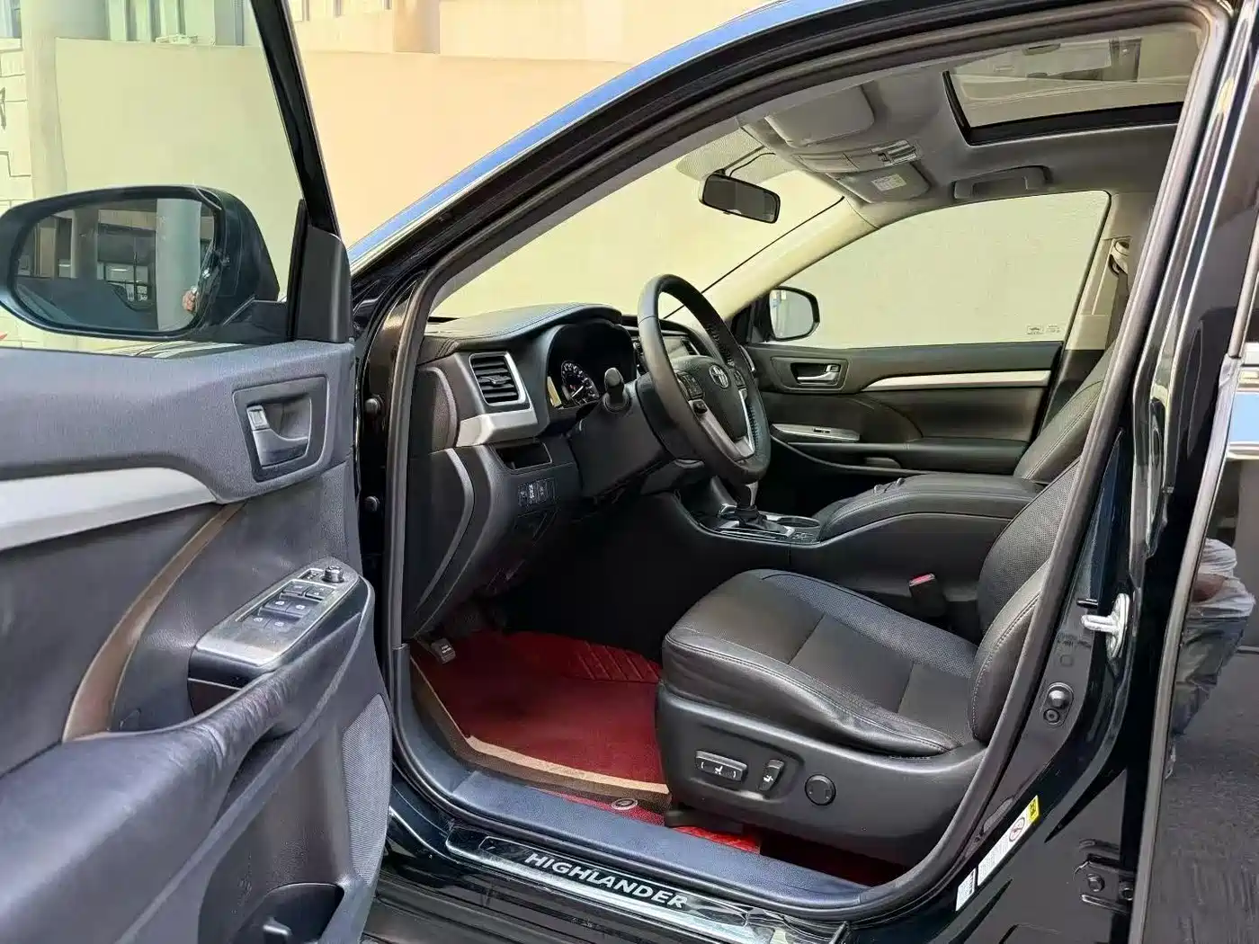 Toyota Highlander 2015 2.0T AWD Luxury Edition 7-seater фото 7
