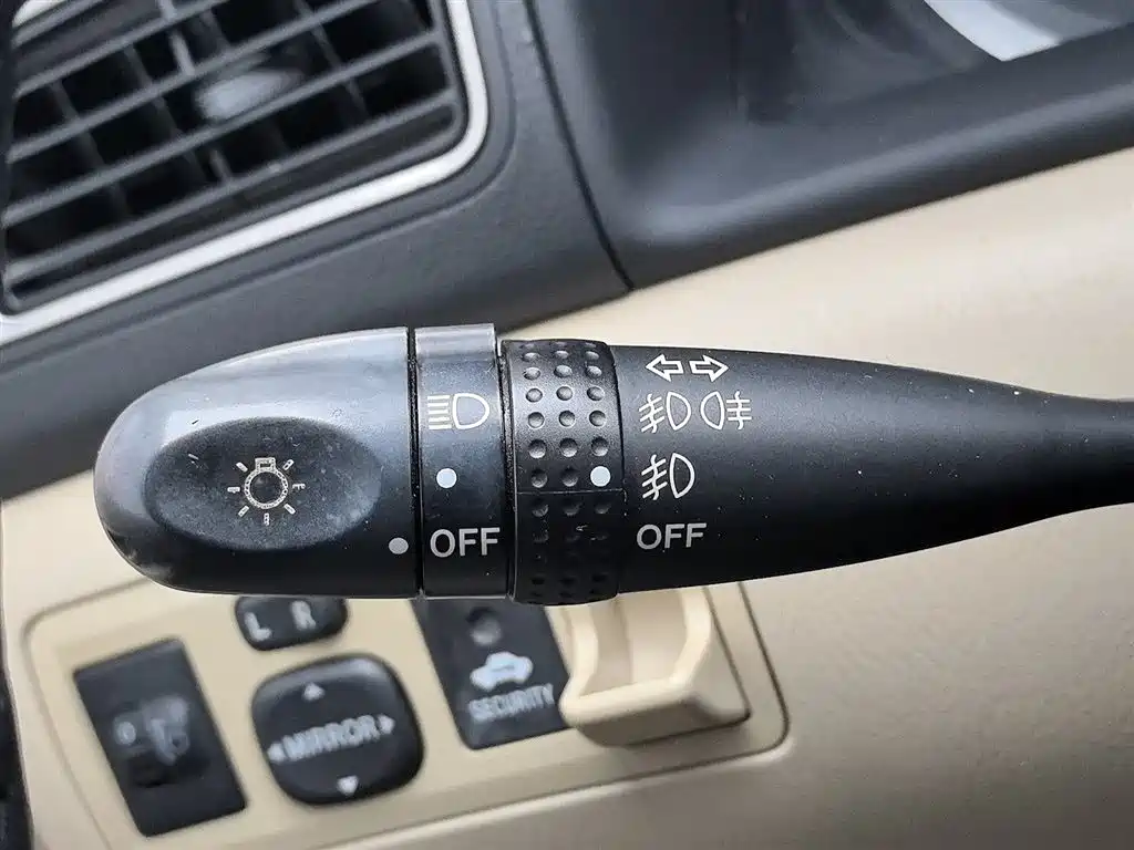 Toyota Corolla 2013 1.6L Automatic Excellence Edition фото 21