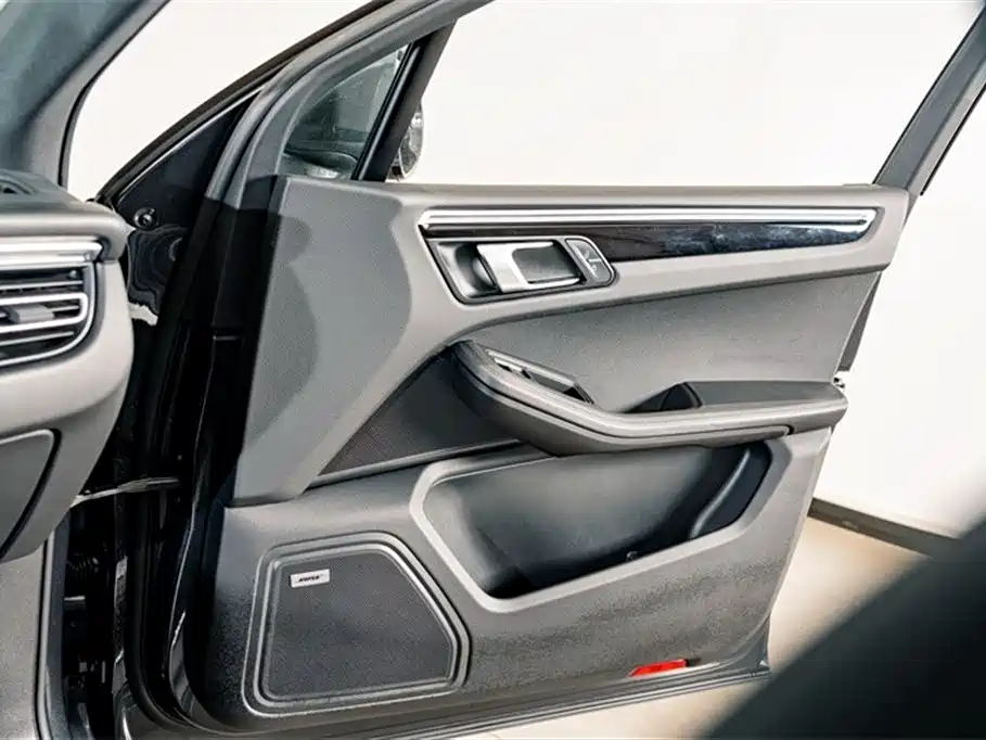 Porsche Macan 2020 Macan S 3.0T фото 16