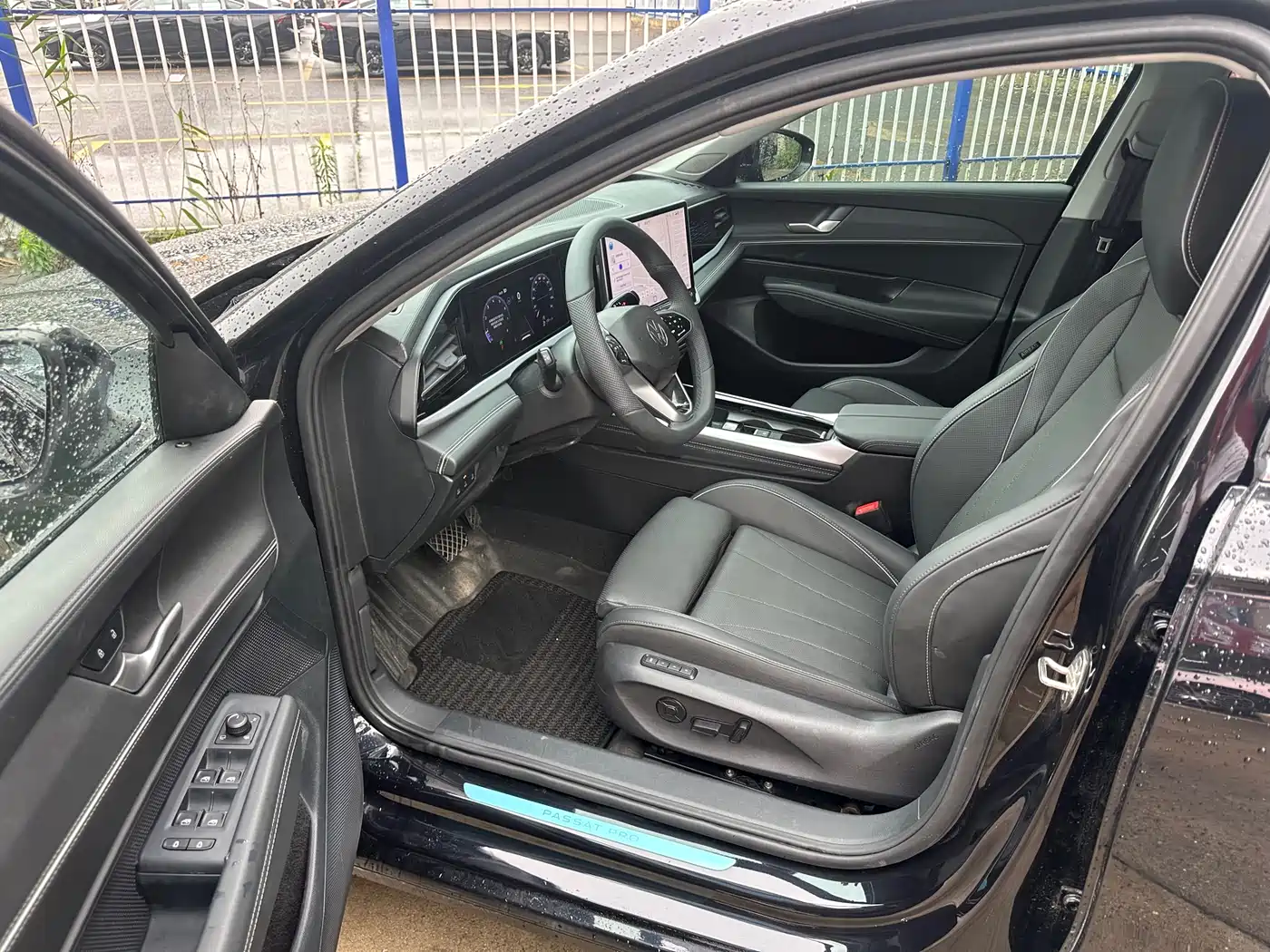 Volkswagen Passat 2025 Model Pro 380TSI Starlight Dragon Premium Edition фото 4