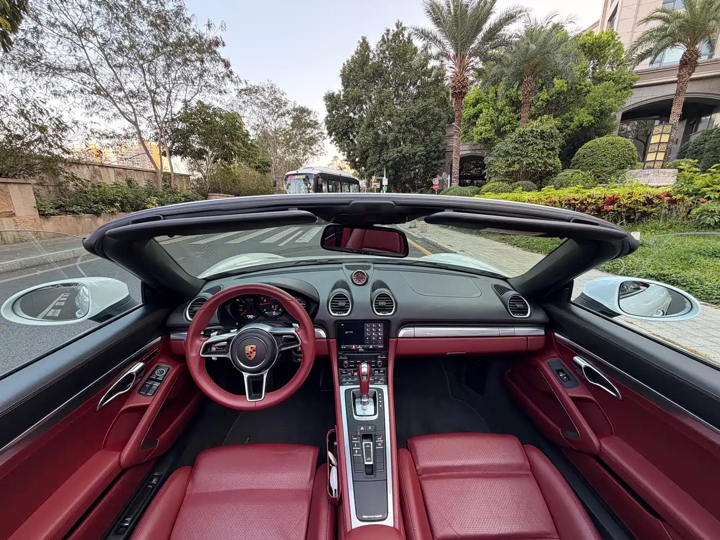 Porsche 718 2018 Boxster 2.0T фото 13