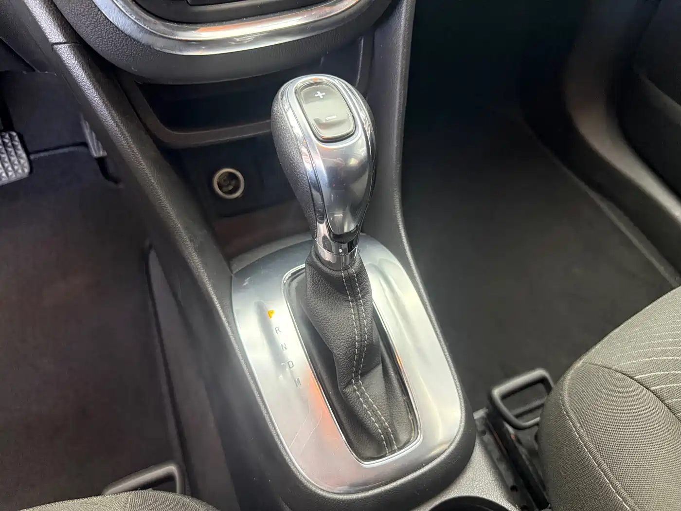 Buick Encore 2014 1.4T Automatic 2WD Urban Elite фото 9