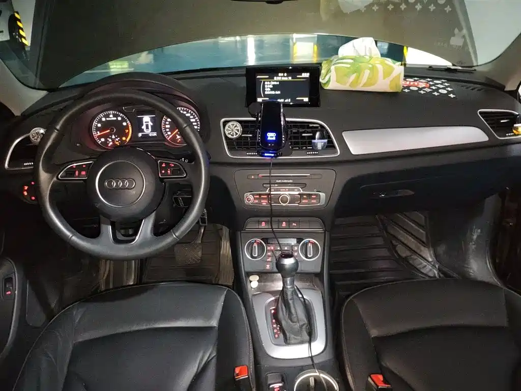Audi Q3 2018 30th Anniversary Edition 30 TFSI Fashion фото 13