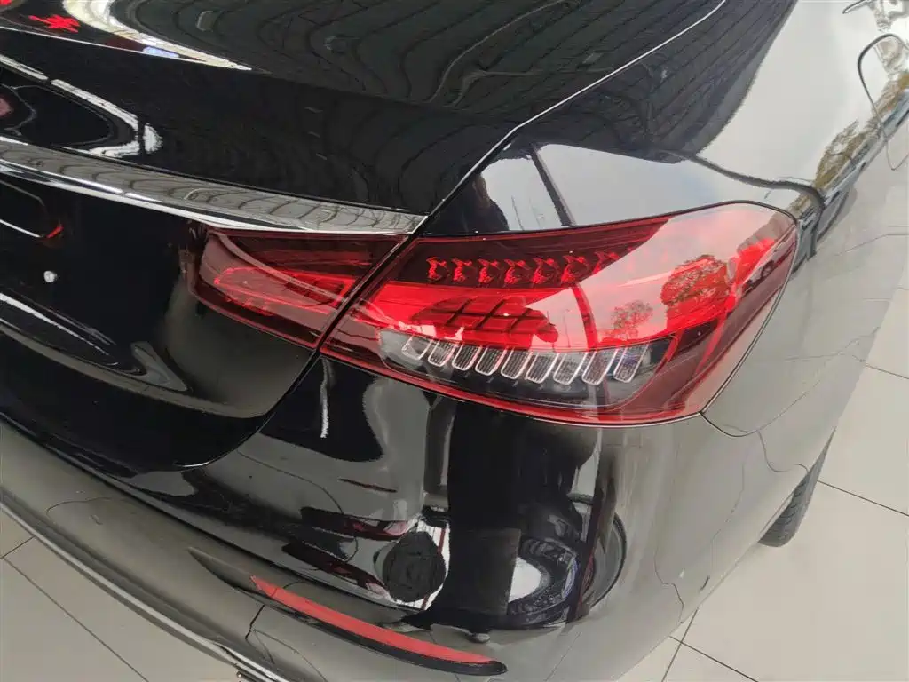 Mercedes-Benz E-Class 2022 Second Facelift E 300 L Fashion фото 8