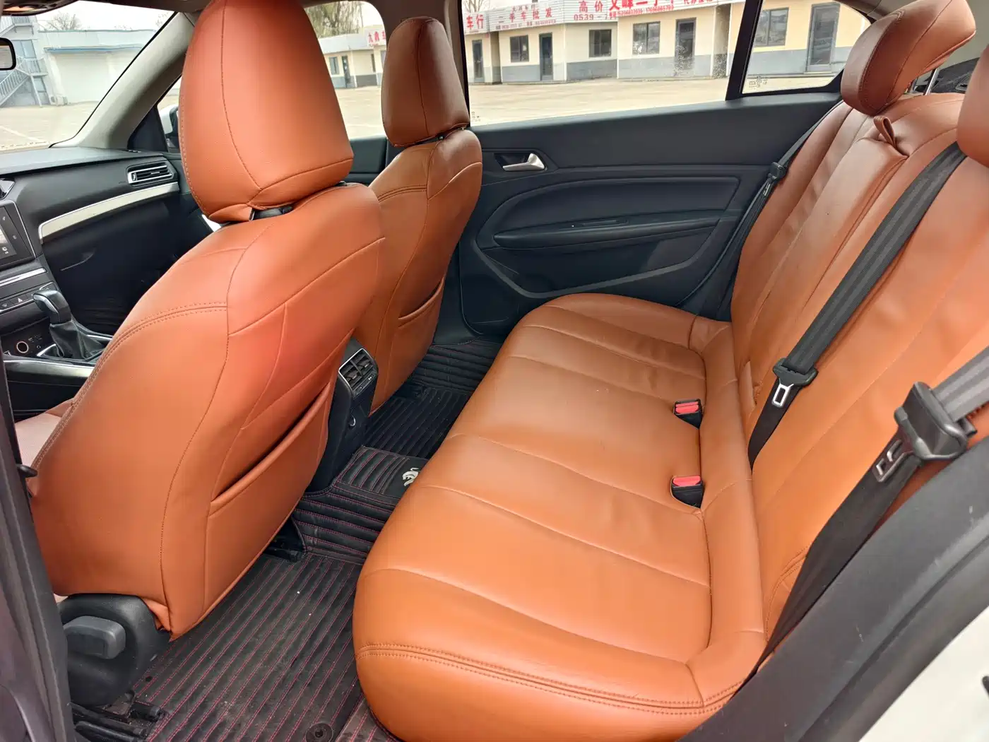 Peugeot 408 2015 Model 1.2T Automatic Luxury Edition фото 9