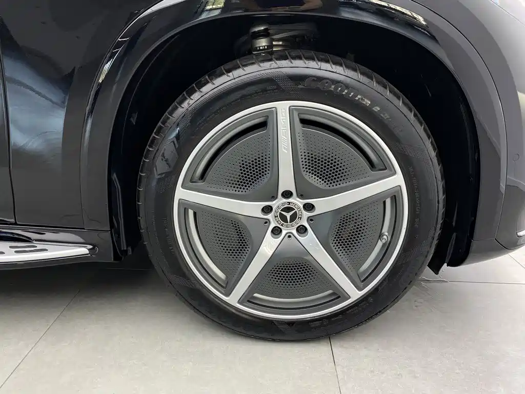 Mercedes-Benz EQS SUV 2026 2025 Model 500 4MATIC