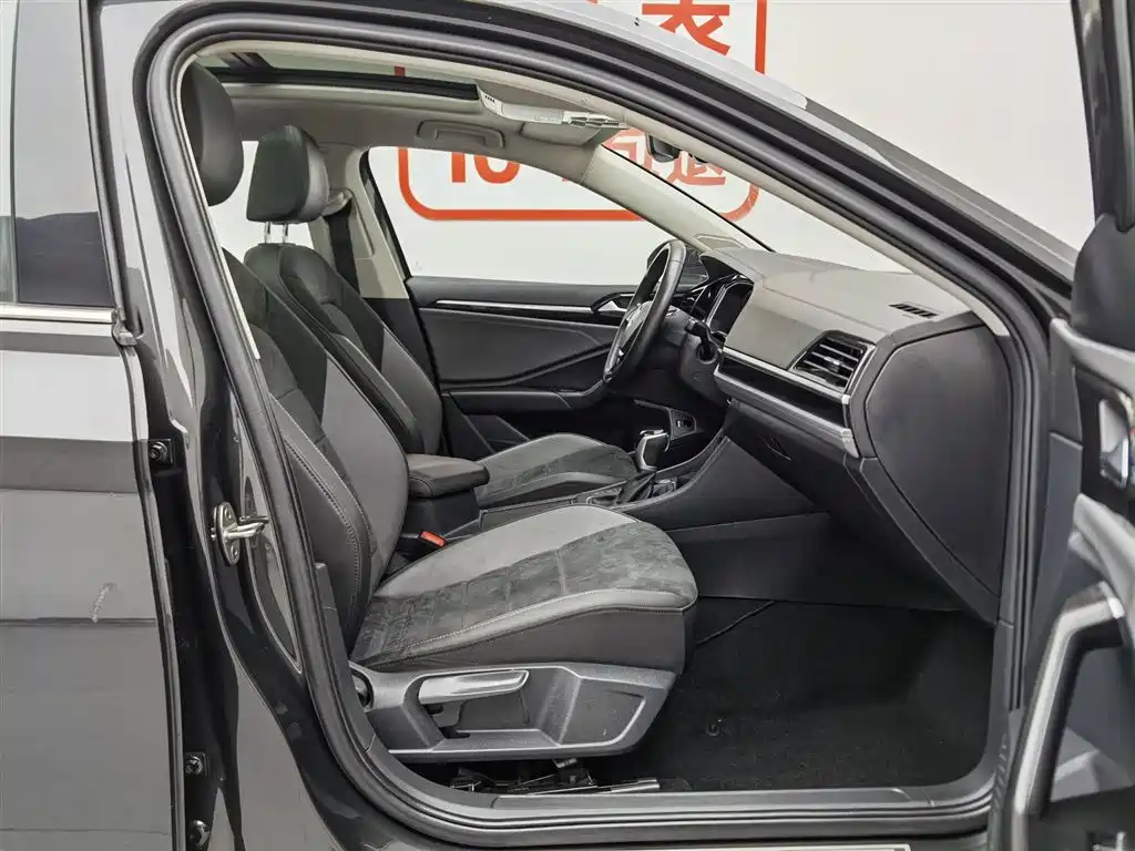 Volkswagen Sagitar 2021 280TSI DSG Excellence Edition фото 23