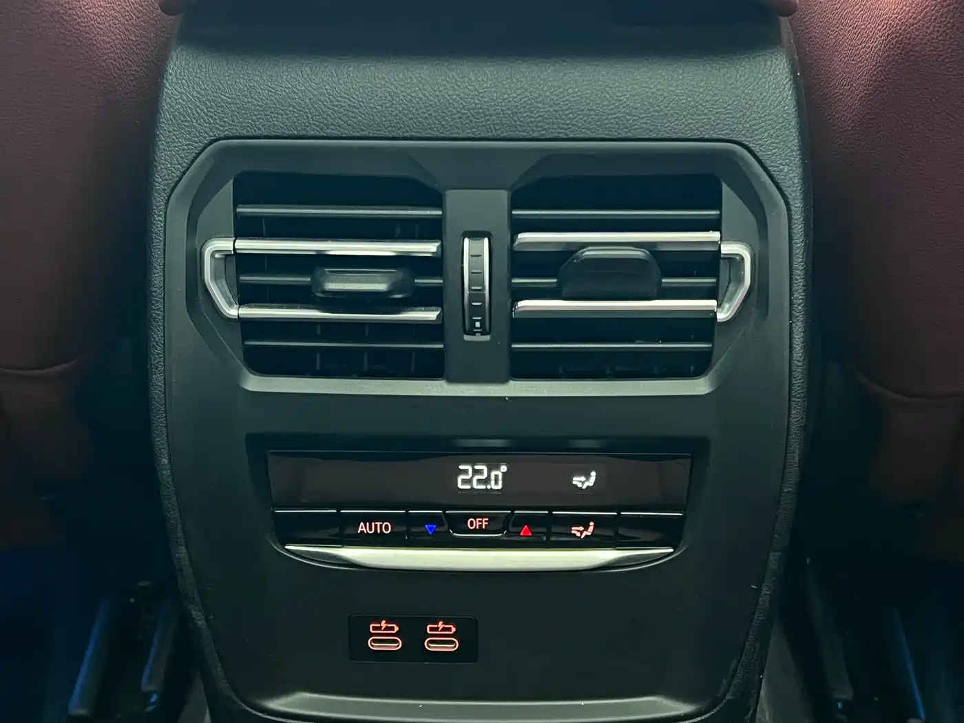 BMW 3 Series 2023 325Li M Sport Package фото 34