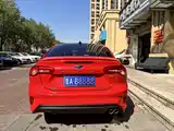 Фото 5 - Ford Focus