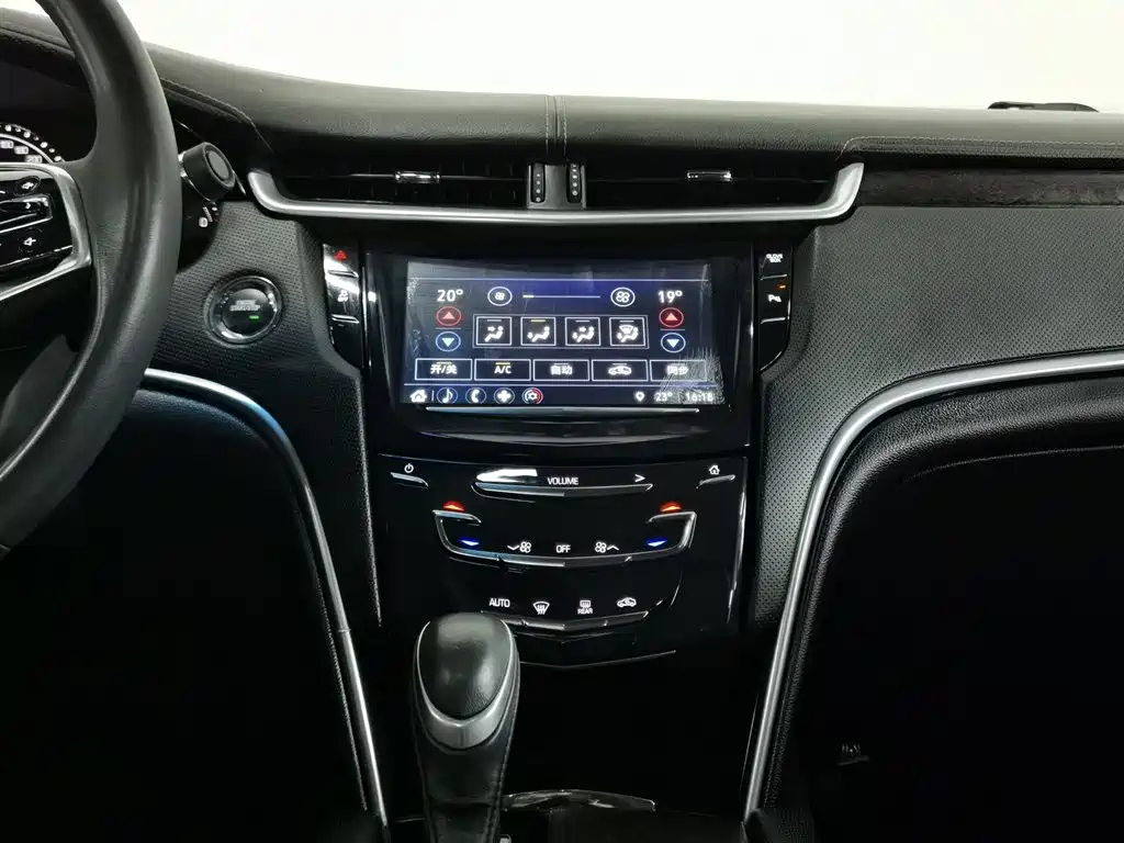 Cadillac XTS 2018 28T Elite фото 12