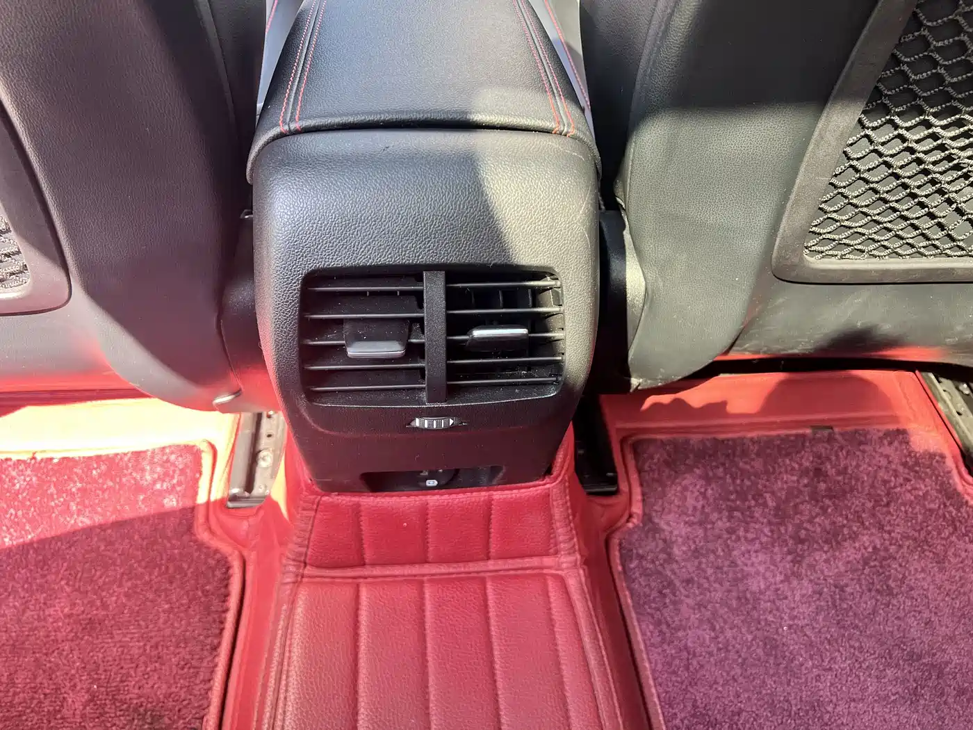Фото 15 - Ford Focus