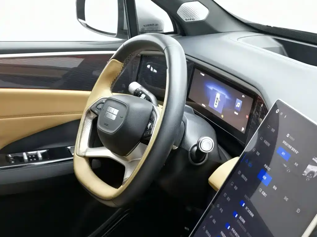 Geely Galaxy Galaxy L7 2023 2023 1.5T 115km Starship