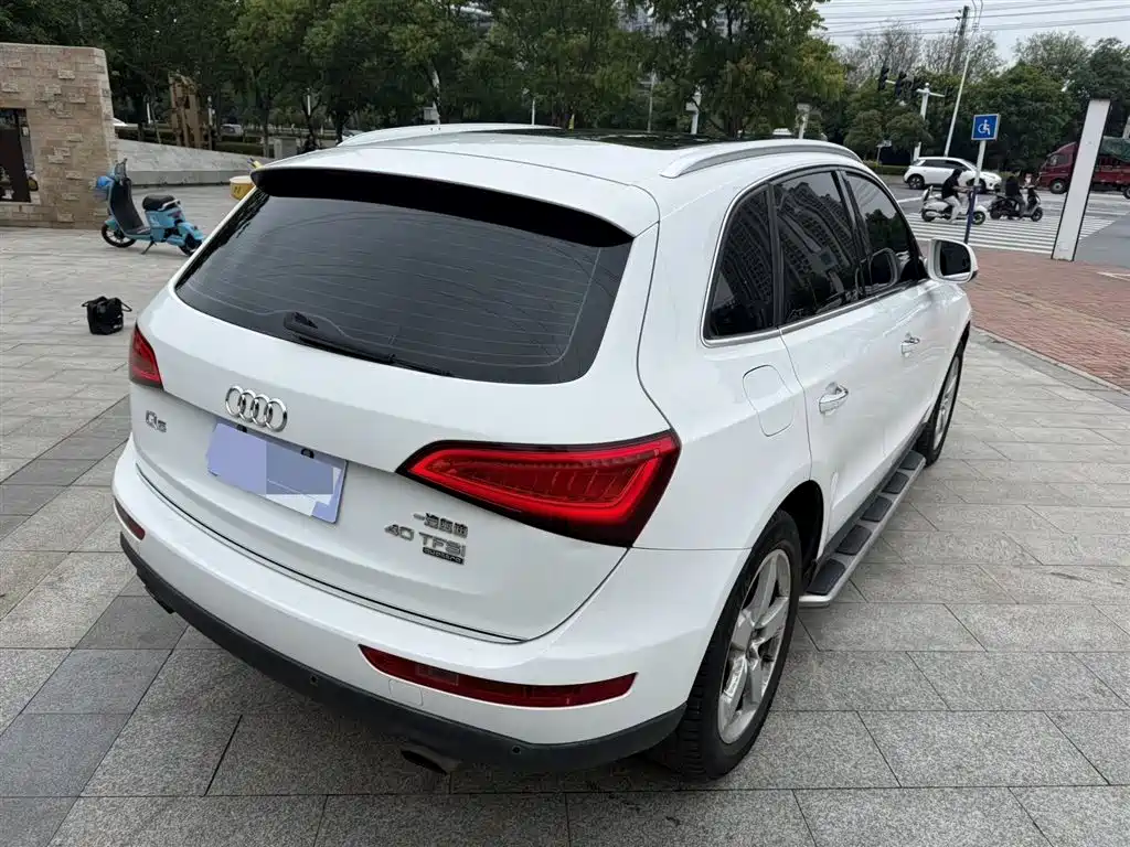 Audi Q5 2016 40 TFSI Technology Model фото 5