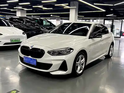 BMW 1