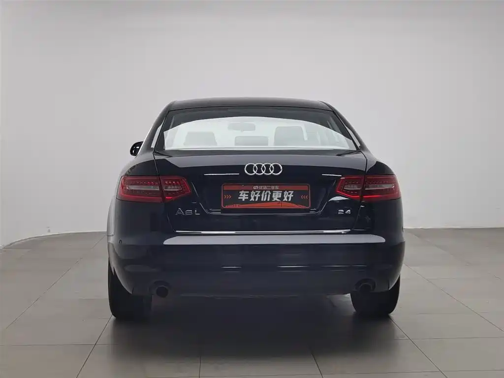 Audi A6L 2010 2.4L Comfort фото 4
